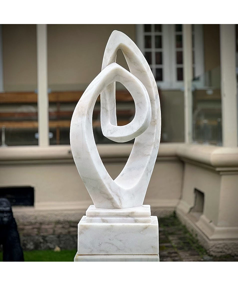 imagem do produto Escultura Fio Contínuo Mármore Branco 120cm - EMP739 Arte Moderna