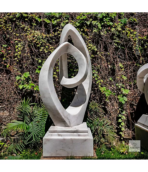 imagem de Escultura Fio Cont�nuo M�rmore Branco 120cm - EMP739