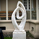 imagem do produto Escultura Fio Cont�nuo M�rmore Branco 120cm - EMP739