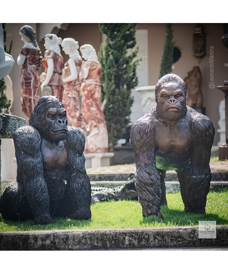 imagem do produto Escultura Gorila de Bronze Andando 105cm - EBZ710