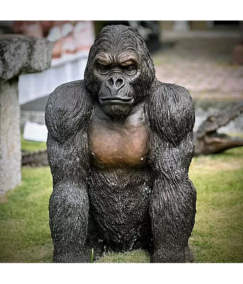 imagem de Escultura Gorila de Bronze Sentado 90cm - EBZ709 Elegância e Força