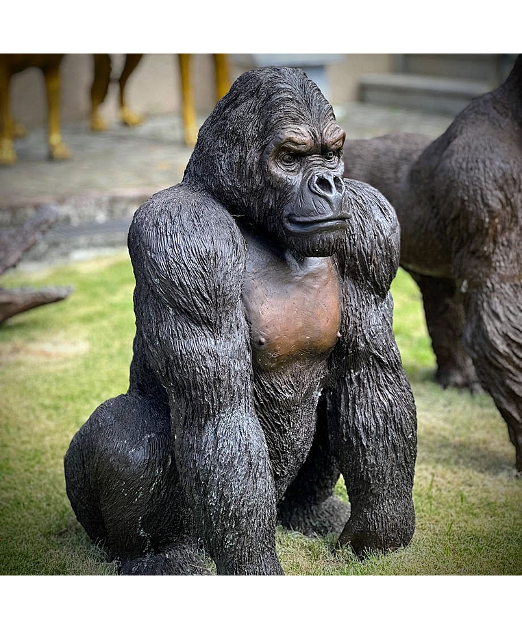imagem do produto Escultura Gorila de Bronze Sentado 90cm - EBZ709 Elegância e Força