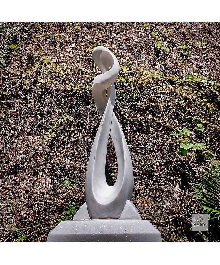 imagem do produto Escultura Harmonia Real Mármore Branco 120cm - EMP735