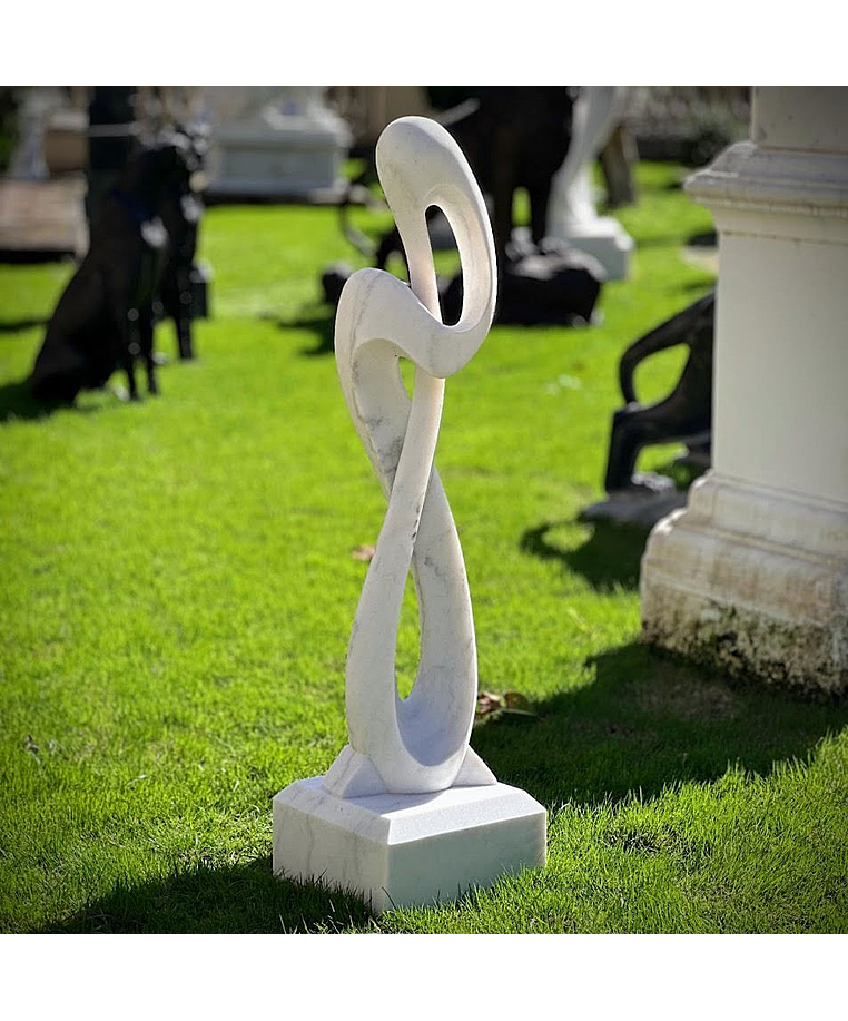 imagem do produto Escultura Harmonia Real Mármore Branco 120cm - EMP735