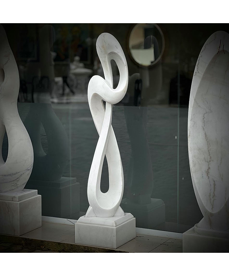 imagem do produto Escultura Harmonia Real Mármore Branco 160cm - EMP736 Elegância para paisagismo