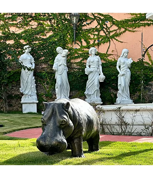 imagem de Escultura Hipopótamo em Bronze 45x110cm EBZ560 Presença e Robustez