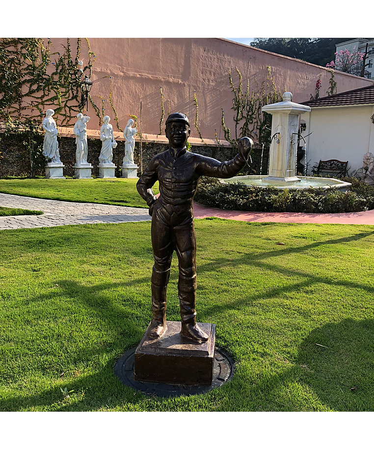 imagem do produto Escultura Jóquei de Ferro Fundido 115cm - VRF115 Arte e Movimento Clássico