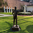 imagem do produto Escultura Jóquei de Ferro Fundido 115cm - VRF115 Arte e Movimento Clássico
