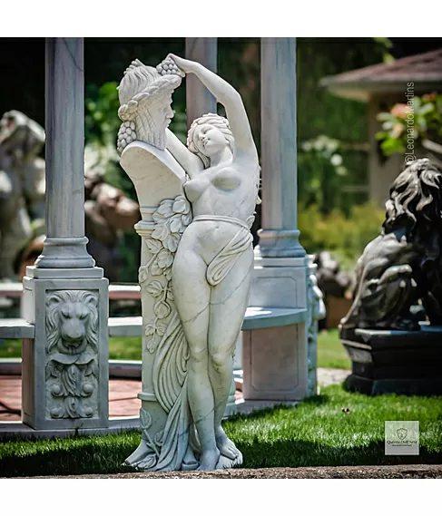 imagem de Escultura La Bacchante 150cm - EMP116 Arte Clássica e Sofisticação para Jardins de Luxo