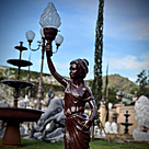 imagem do produto Escultura Lady Luminária em Ferro Fundido 125cm - EF239D Elegância e Funcionalidade