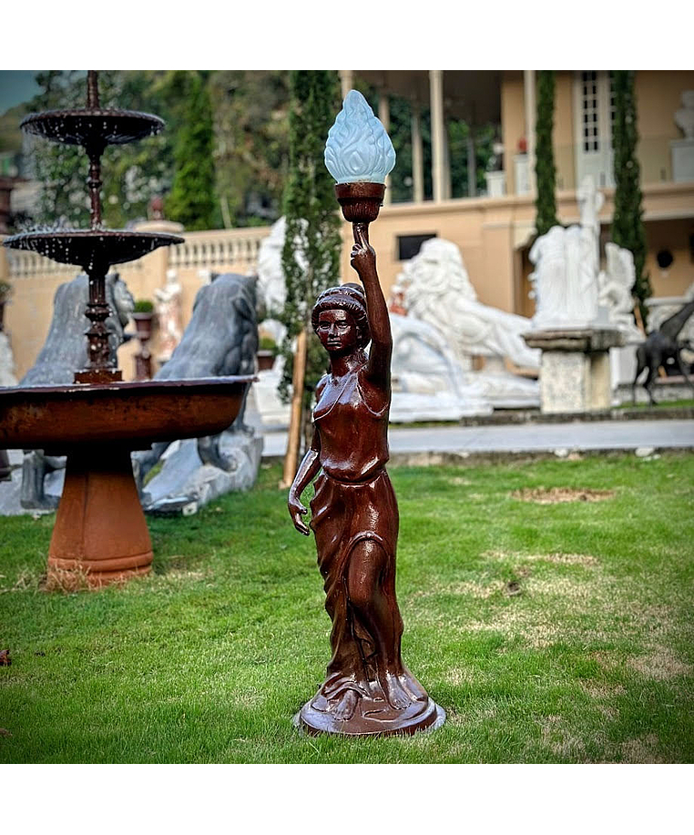imagem do produto Escultura Lady Luminária em Ferro Fundido 125cm - EF239E