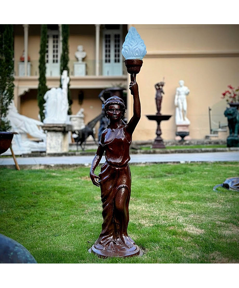 imagem do produto Escultura Lady Luminária em Ferro Fundido 125cm - EF239E
