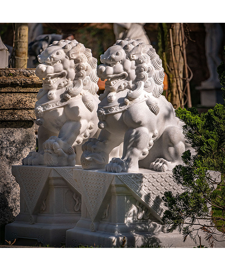 imagem do produto Escultura Leão Chinês em Mármore 100cm EMP493