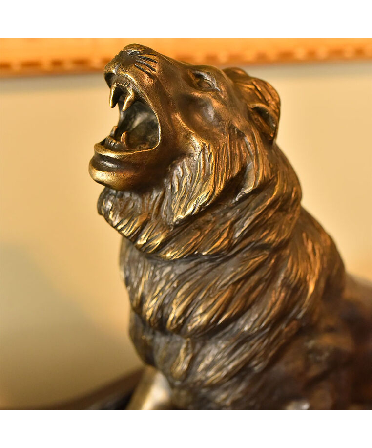 imagem do produto Escultura Leão em Bronze 54cm EBZ535 Elegância e Presença