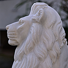 imagem do produto Escultura Leão Sentado em Mármore Branco 120cm EMP510 Elegância Clássica
