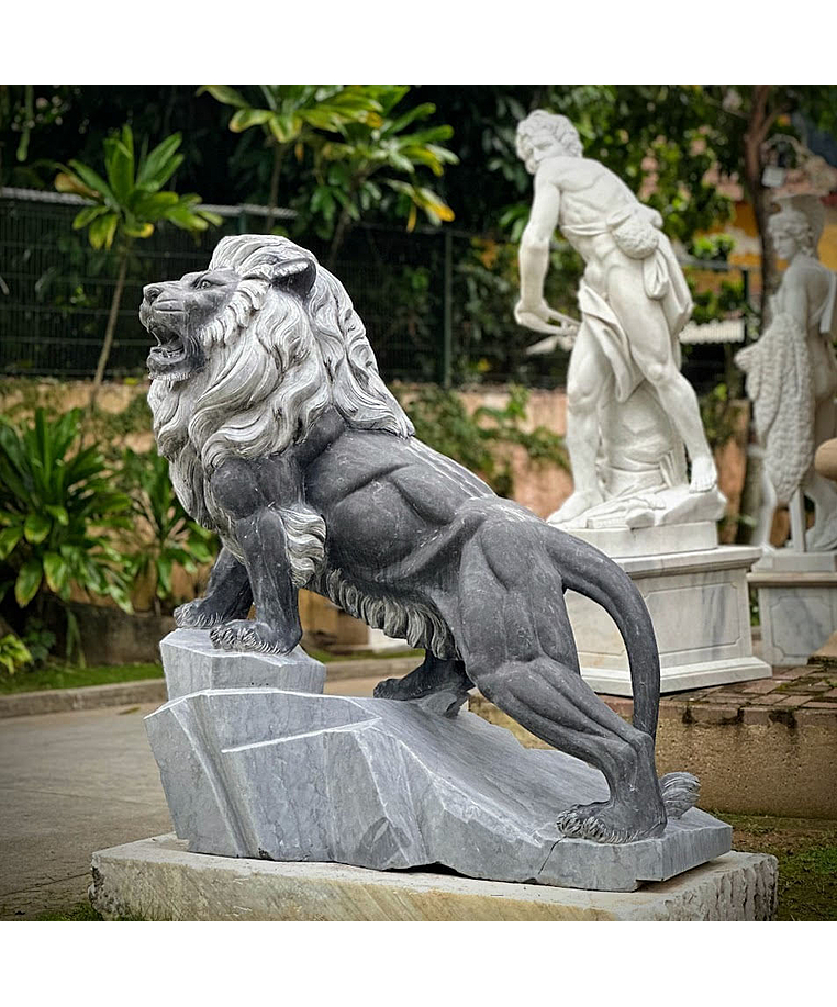 imagem do produto Escultura Le�o em M�rmore Preto 170cm - EMP547E