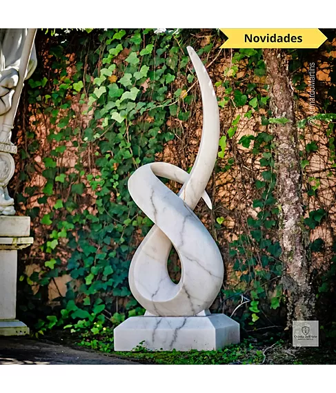 imagem de Escultura Linha Continua Mármore Branco 170cm - EMP724 Design Fluido e Elegante