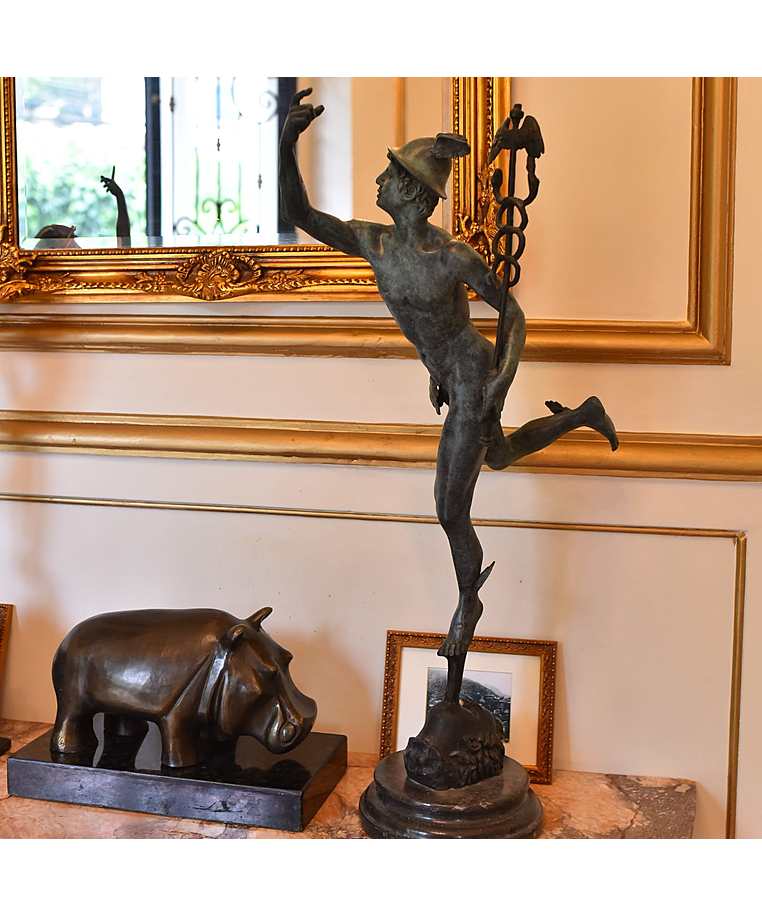 imagem do produto Escultura Mercúrio em Bronze 87cm EBZ574 Movimento e Elegância