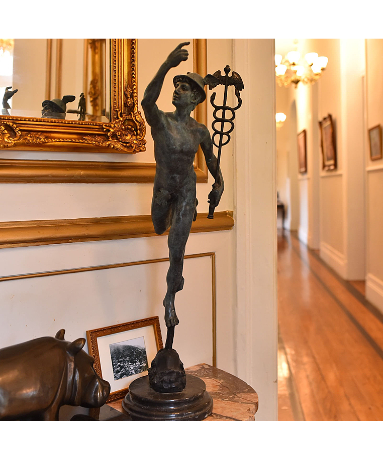 imagem do produto Escultura Mercúrio em Bronze 87cm EBZ574 Movimento e Elegância