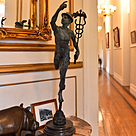 imagem do produto Escultura Mercúrio em Bronze 87cm EBZ574 Movimento e Elegância