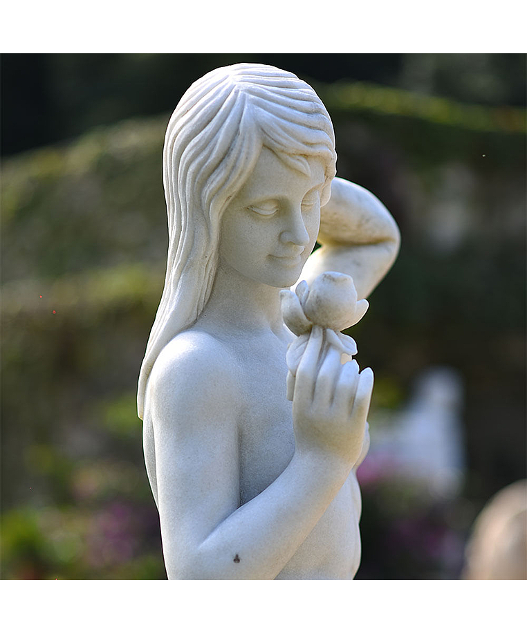 imagem do produto Escultura Mulher com Rosa 160cm - EMP466