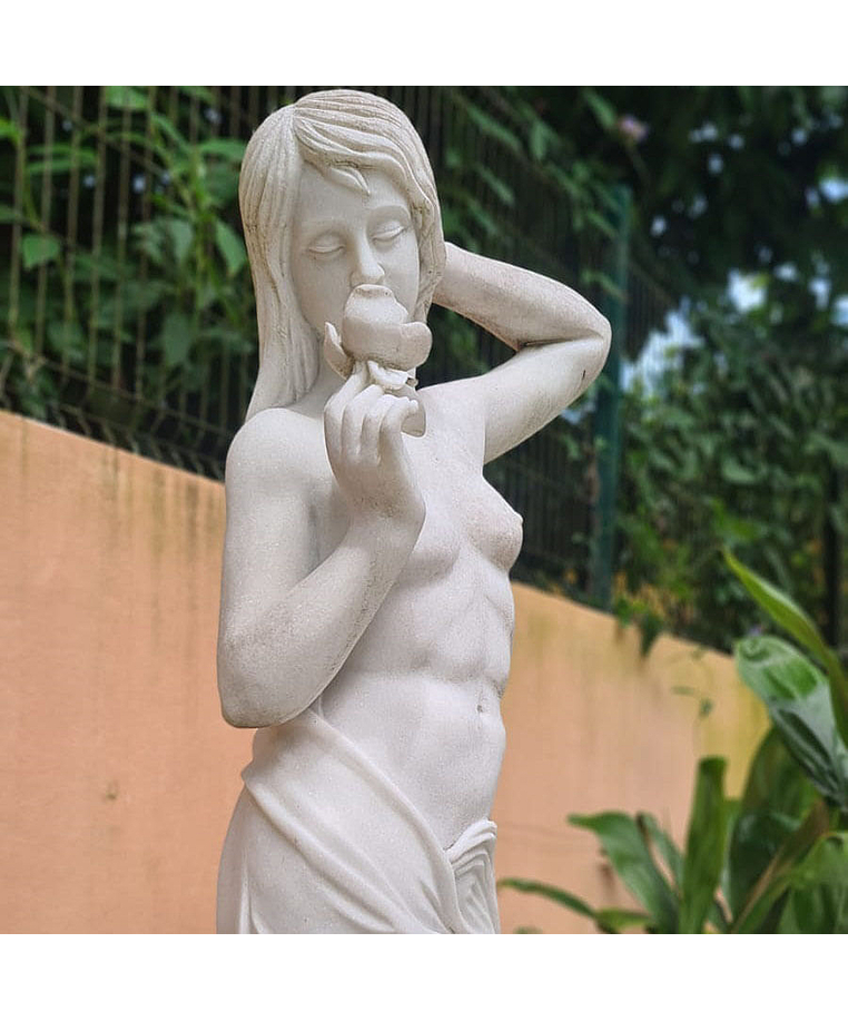 imagem do produto Escultura Mulher com Rosa 160cm - EMP466