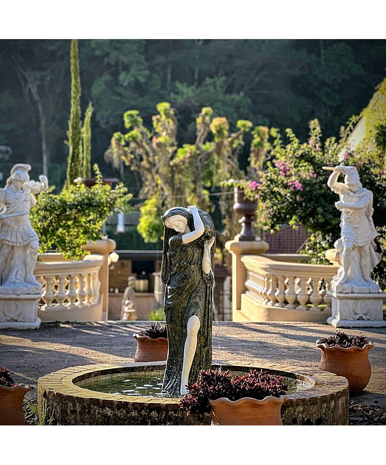 imagem do produto Escultura Ninfa Nereide em Mármore 160cm - FMP239 Destaque no Jardim