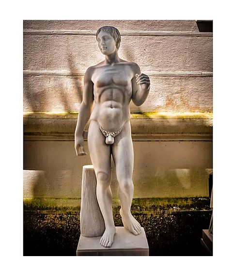 imagem de Escultura o Doriforo 160cm - EMP481 Clássico Grego de Força e Harmonia