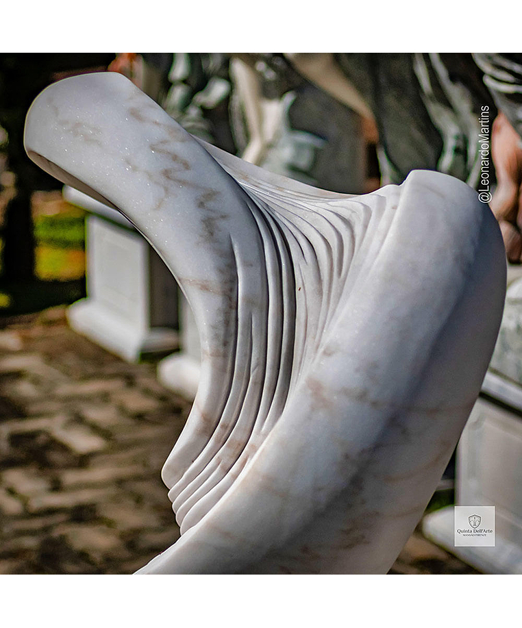 imagem do produto Escultura Ondas de Pedra Mármore Branco 120cm - EMP738 Para Ambientes Contemporâneos