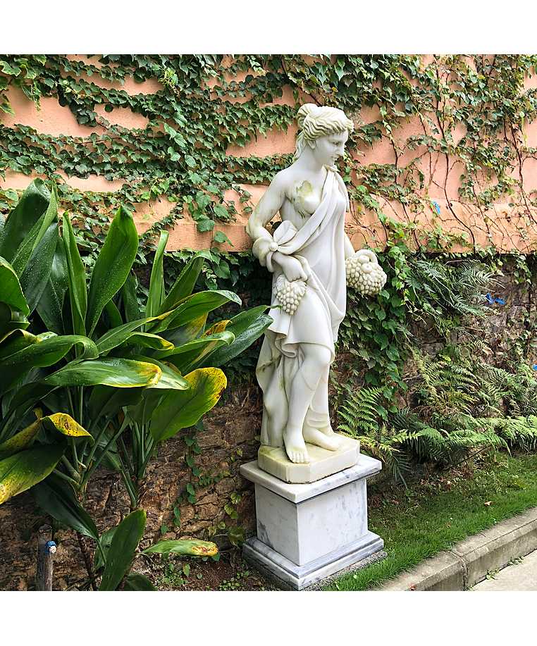 imagem do produto Escultura Outono 150cm - EMP369