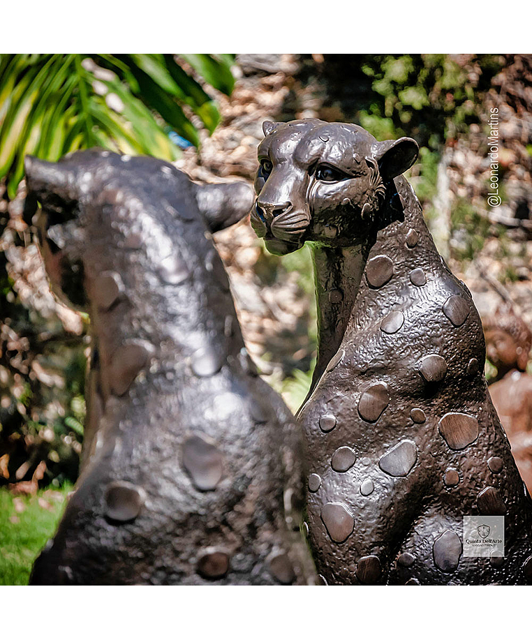 imagem do produto Escultura Par de Guepardos em Bronze 100cm - EBZ719 Paisagismo de Luxo