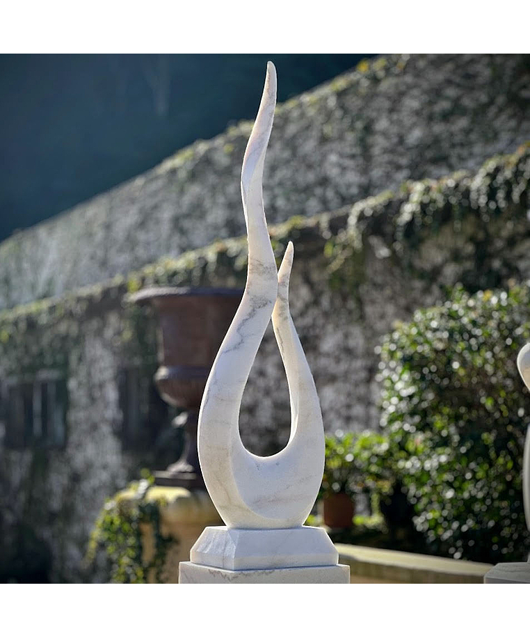 imagem do produto Escultura Ponta da Eternidade M�rmore Branco 150cm - EMP741