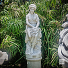 imagem do produto Escultura Primavera Sentada M�rmore Branco 140cm - EMP381