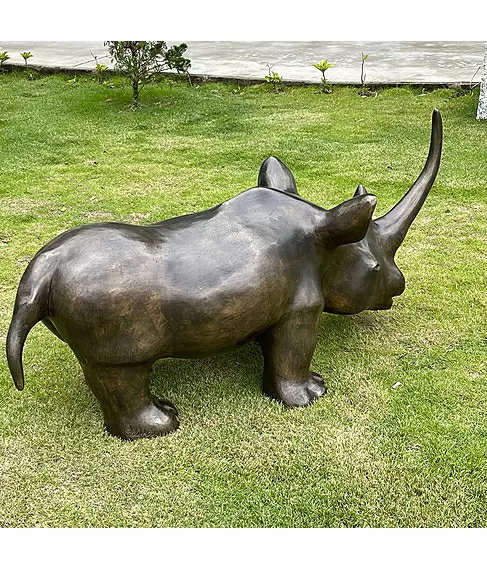 imagem de Escultura Rinoceronte em Bronze 48cm EBZ513 Força e Elegância