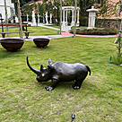 imagem do produto Escultura Rinoceronte em Bronze 48cm EBZ513 Força e Elegância