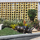 imagem do produto Escultura Rinoceronte em Bronze 48cm EBZ513 Força e Elegância