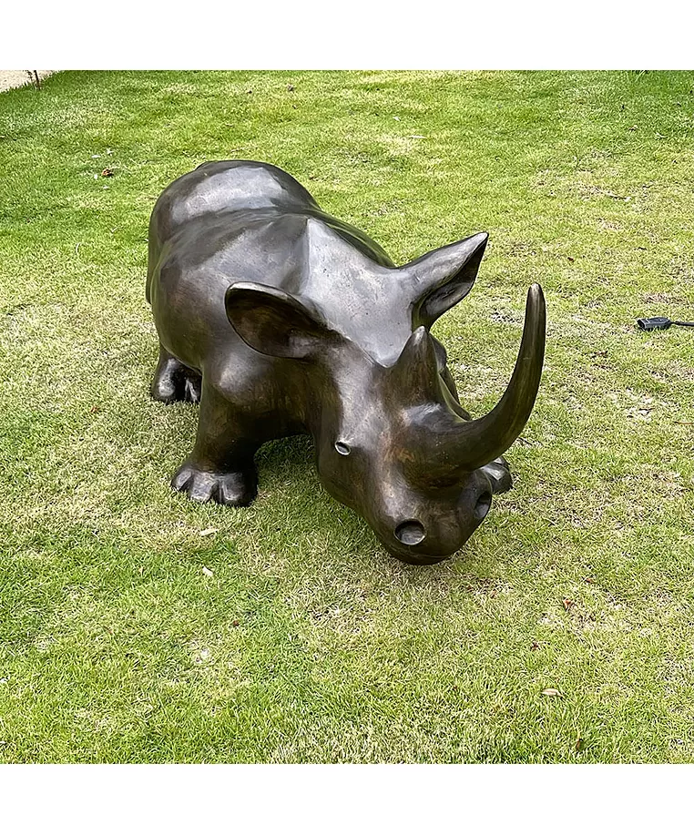 imagem do produto Escultura Rinoceronte em Bronze 48cm EBZ513 Força e Elegância