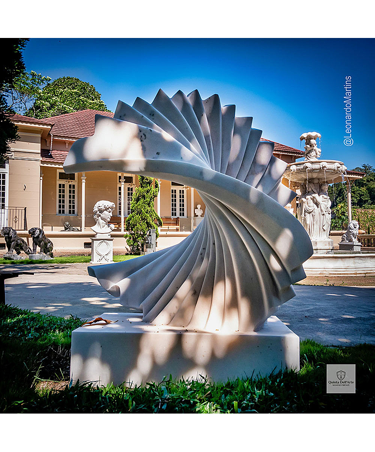 imagem do produto Escultura Ritmo Contínuo Mármore Branco 120cm - EMP737 Formas Modernas