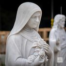 imagem do produto Escultura Santa Terezinha M�rmore Branco 160cm - IMP355