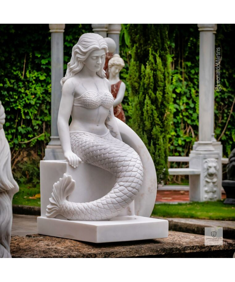 imagem do produto Escultura Sereia Sentada M�rmore Branco 120cm - EMP769