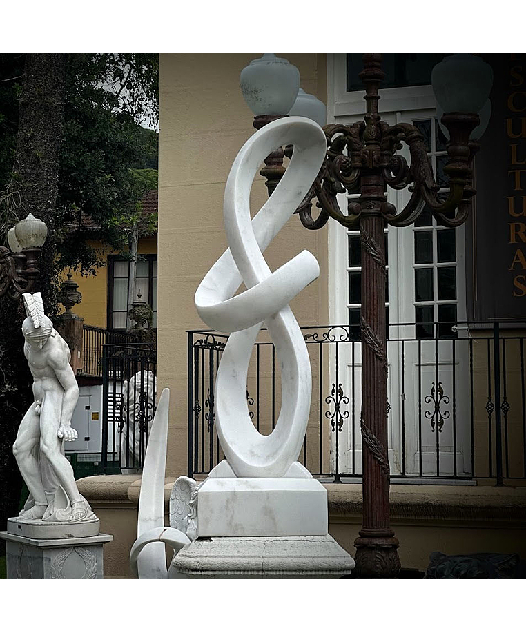 imagem do produto Escultura Sinfonia do M�rmore Branco 160cm - EMP732