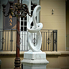 imagem do produto Escultura Sinfonia do M�rmore Branco 160cm - EMP732