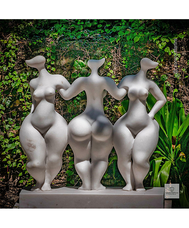 imagem do produto Escultura Trindade Serena Mármore Branco 100cm - EMP746 Design Moderno para Jardins