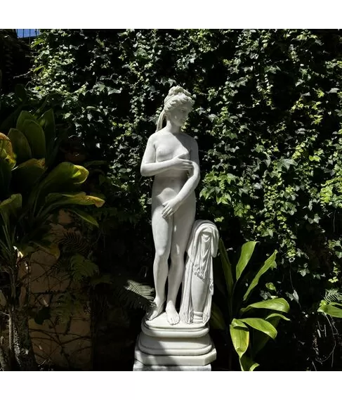 imagem de Escultura Vênus Capitolina 160cm - EMP477 Elegância Clássica em Destaque