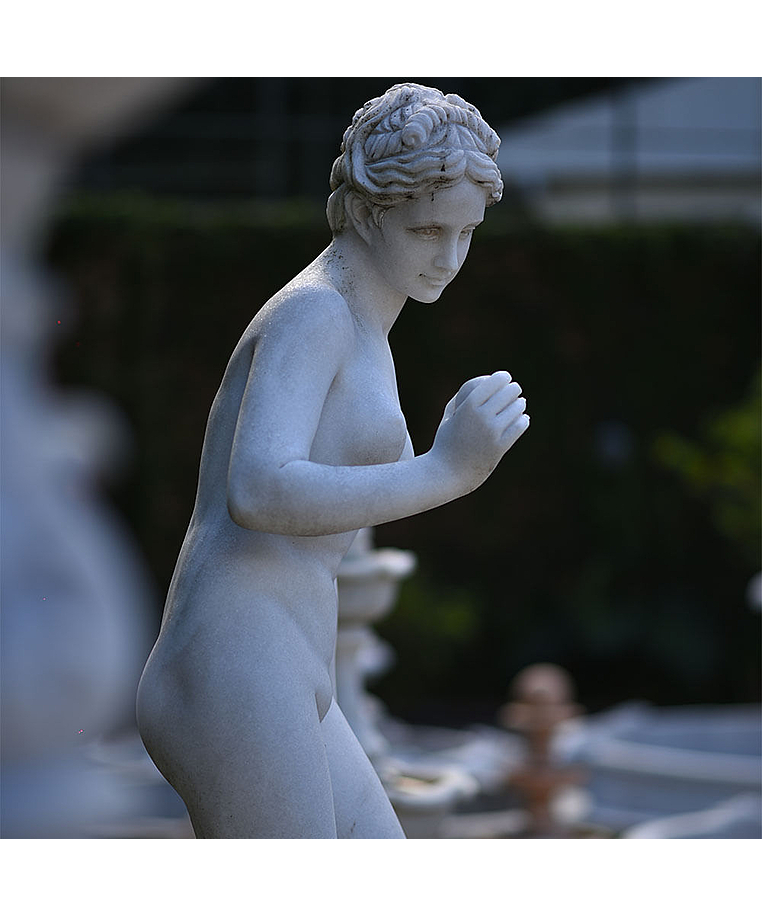 imagem do produto Escultura V�nus com Ma�a 160cm - EMP479