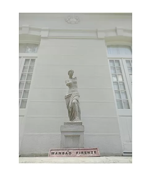 imagem de Escultura V�nus de Milo 130cm - EC433