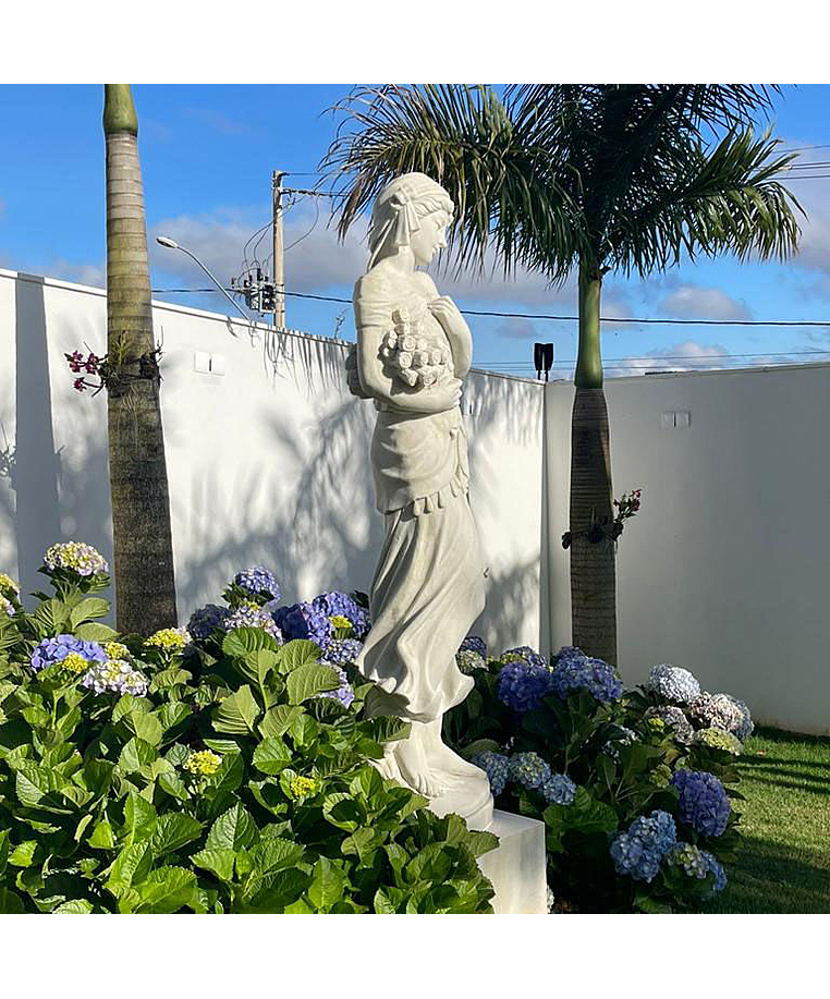 imagem do produto Est�tua 4 Esta��es Inverno 160cm - EML416