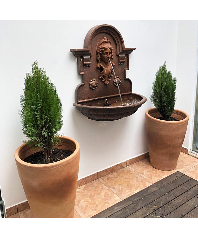 imagem do produto Fonte de Parede Princesa em Ferro Fundido 95cm - FF015 Destaque no Paisagismo