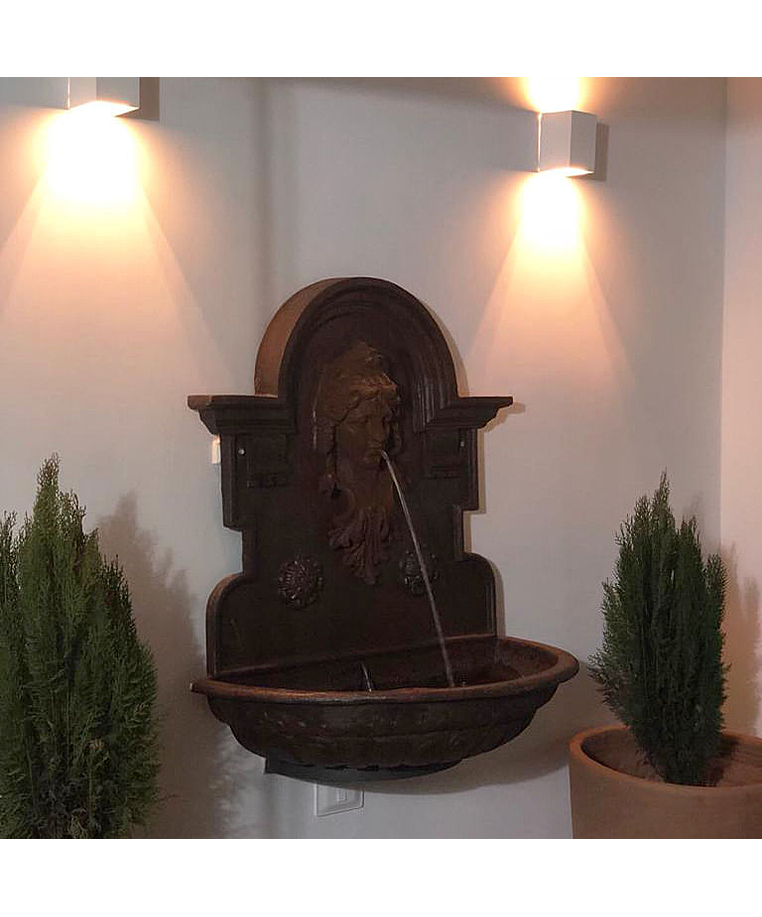 imagem do produto Fonte de Parede Princesa em Ferro Fundido 95cm - FF015 Destaque no Paisagismo