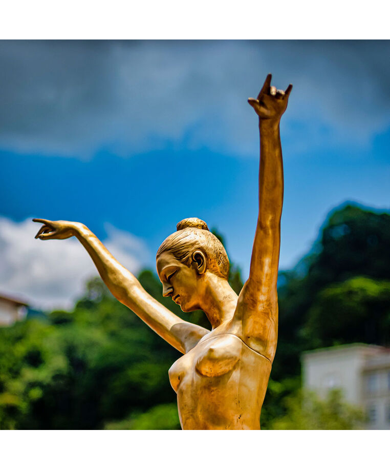 imagem do produto Fonte em Bronze Bailarina 210cm - FBZ214 Destaque Escultural para Paisagismo